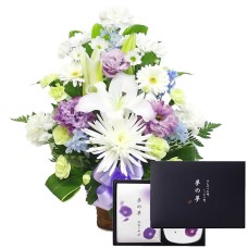 Offering Arrangement Deluxe Tall
+ Incense Sticks “Dream Dream Incense Plate”
