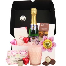 BUBBLES GIFT HAMPER
