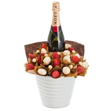 Moet Million Strawberry Bloom