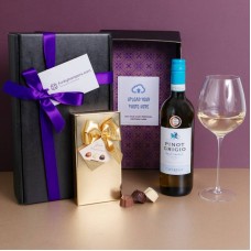 White Wine And Chocolate PicBox Hamper