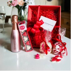 The Pink Fizz Hamper