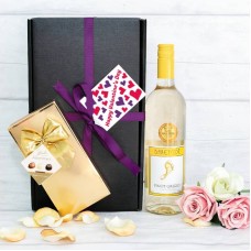 Valentines Day White Wine and Chocolates Hamper
