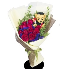Sweet Success (18 red roses & 1 graduation bear (GB 04-02))
