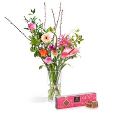 Trendy Surprise Bouquet And Godiva Biscuits
