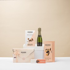 Neuhaus Tray with Love Letter and Cava