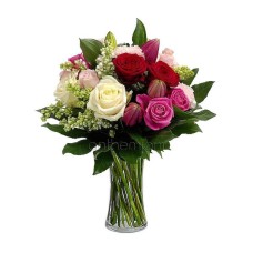 Classic roses with lilies (Basic)