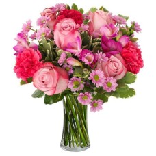 Cleopatra with carnations and roses (Basic)