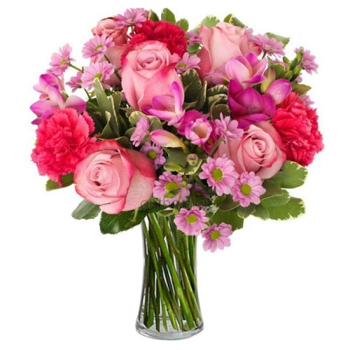 Cleopatra with carnations and roses (Basic)