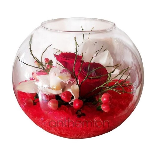 Fish ball with roses and orchids