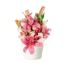 Pink flower arrangement in pot (Basic)