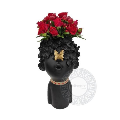 Modern arrangement in ceramic head