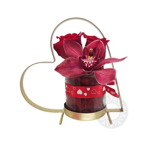 Metallic heart base with flowers
