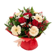 Bouquet with cream|salmon and red flowers (Basic)