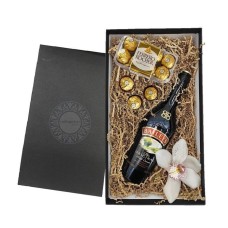 Bailey's and chocolates gift box