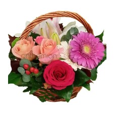Basket with roses, gerberas and lilies (Basic)