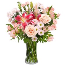 Irresistible bouquet with pink flowers (Basic)