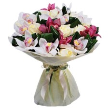 Roses and cymbidium orchids in a bouquet (Basic)