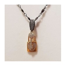 Pendant padlock with heart key