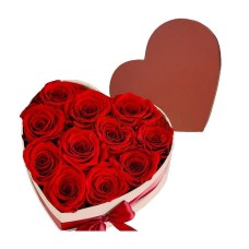 Box Heart With Red Roses