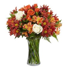 Ifigenia with seasonal flowers (Basic)