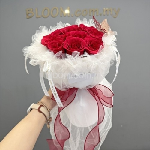 Valentine Hand Bouquet 06