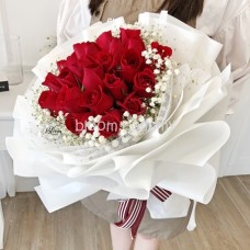 Valentine Hand Bouquet 09
