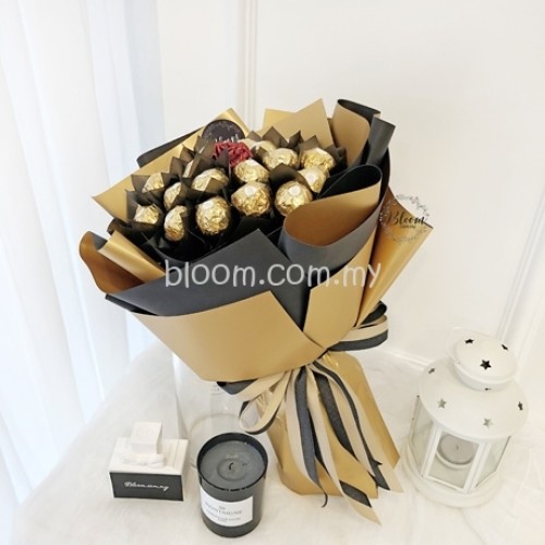 Valentine Hand Bouquet 12 (24pcs Ferrero Rocher)