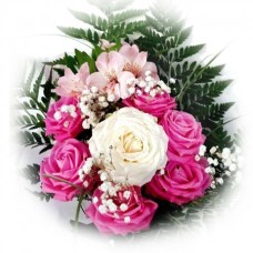 Nuvola Bianca: white rose and fuchsia roses