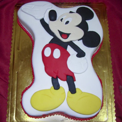 Mickey Mouse Cake (Medium)