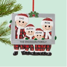 Picture-Perfect Family Ornament