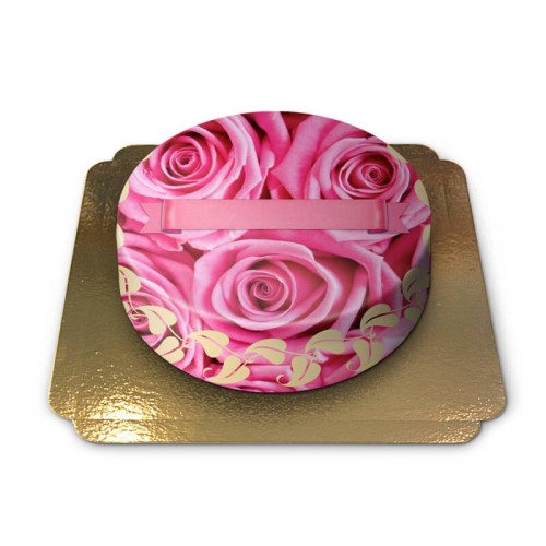 Cake Decorated With Roses (Small (6-8 Slices))