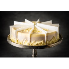 Pre-Sliced Vanilla Sponge & Raspberry Cake (GF)