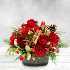 Yuletide Table Arrangement