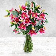 Pink Lily Bouquet (No Vase)