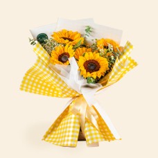 Dolly Fresh Flower Bouquet
