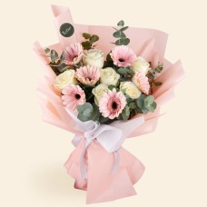 Caley Fresh Flower Bouquet
