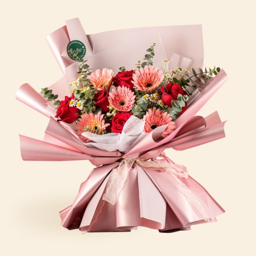 Diates Fresh Flower Bouquet