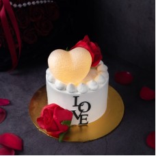 Valentine’s  Love Delight Theme Cake