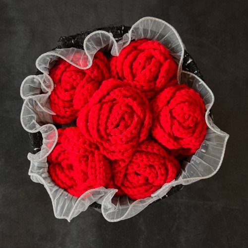 Passion Red Roses Crochet Flower Bouquet