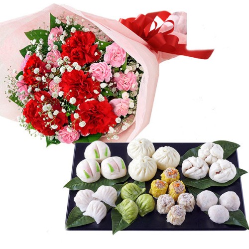 Carnation Bouquet And [Momohanarin] Dim Sum Set