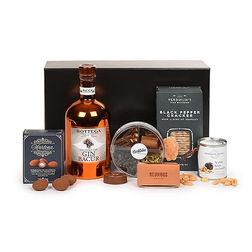 Bottega Gin Bacur & Treats