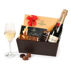 Godiva & Bubbles with Moët & Chandon