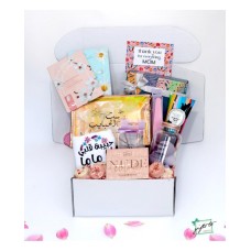 Mom's Beauty Retreat EYE SHADOW Palette Gift Box