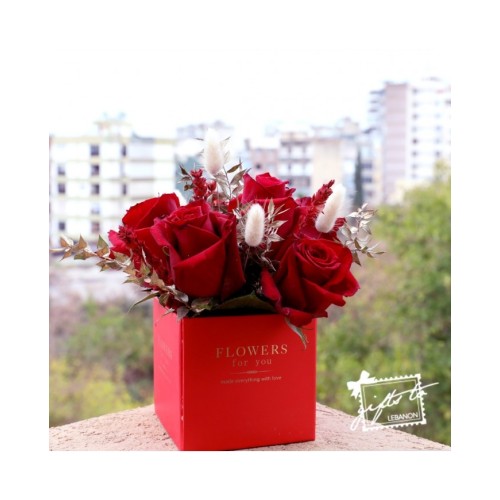 Lucky In Love Roses Gift Box