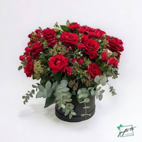 SELECT SIZE: Passionate Red Roses Bouquet