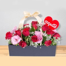 'adarei' Rose Bag Flower Arrangement With 12 Red Roses