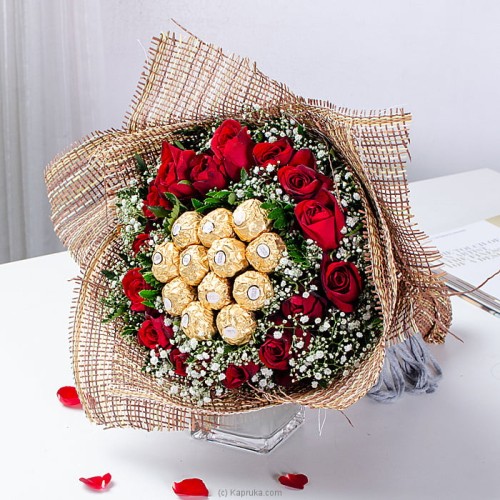 Ferrero Blooms Of Love 15 Red Rose Arrengement