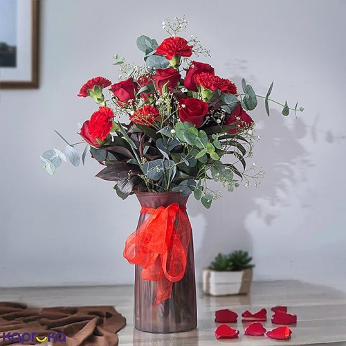 Ballerina Girl Flower Vase With Seven Red Roses For Valentine