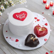 Love Potion Valentine Bento Cake With 2 Heart Chocolate