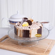 Tiramisu Cake